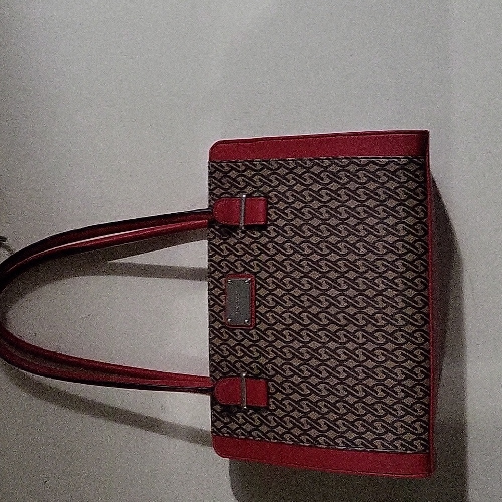 Purse - Picture 3 of 12